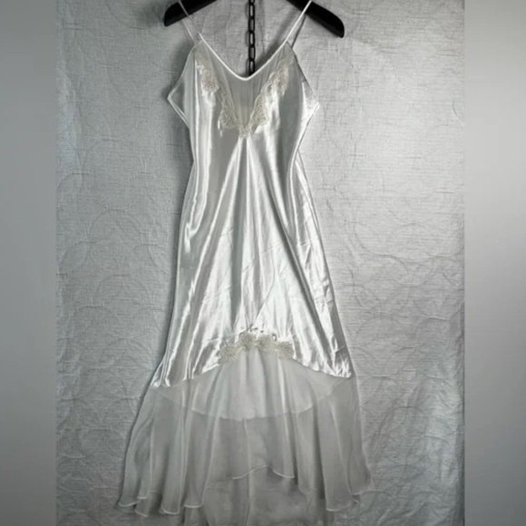 Vintage Gold Label Victoria's Secret Maxi Slip Dress white cream spaghetti strap - Picture 2 of 15